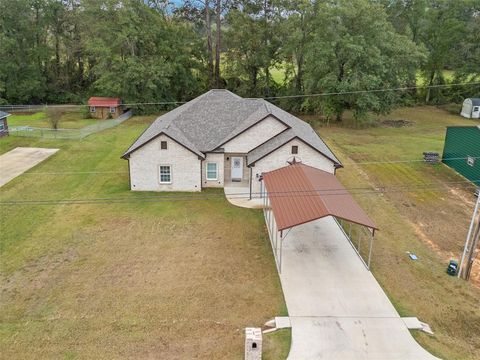 A home in Gladewater