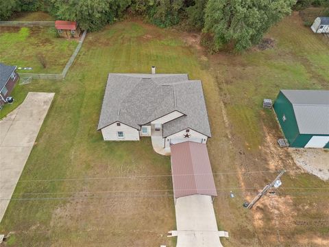 A home in Gladewater