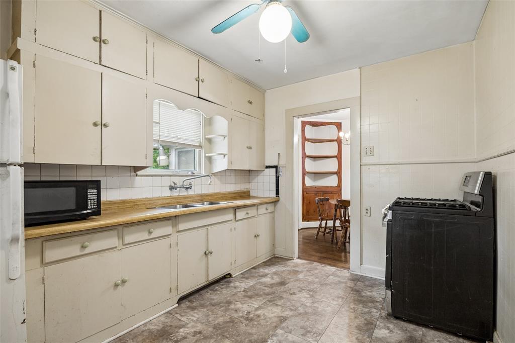 Ravinia Heights - Residential