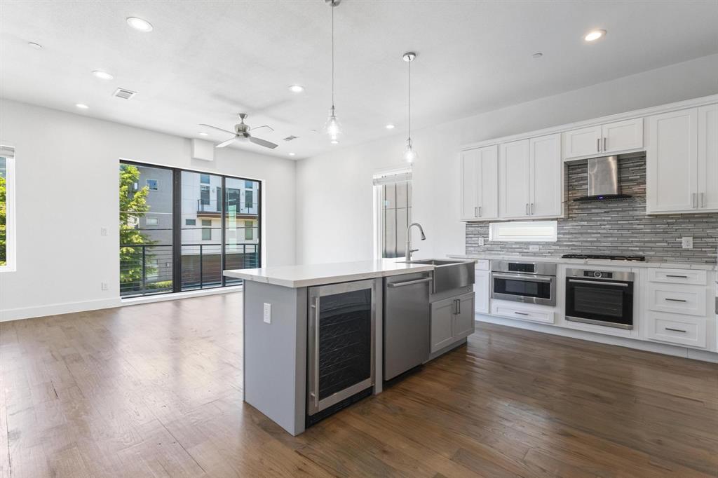 2450 N Garrett Avenue 14