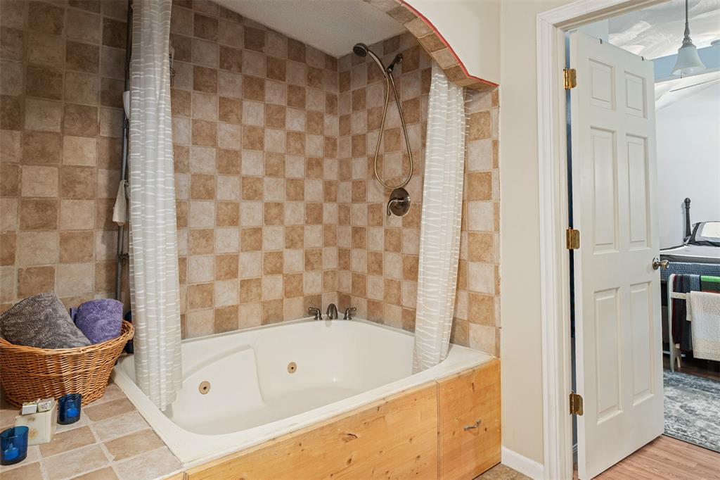 Kings Pointe 29 - Residential