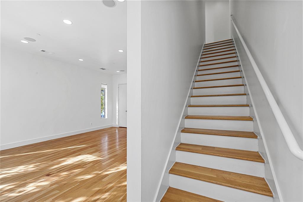 1600 Haskell Condos - Residential Lease