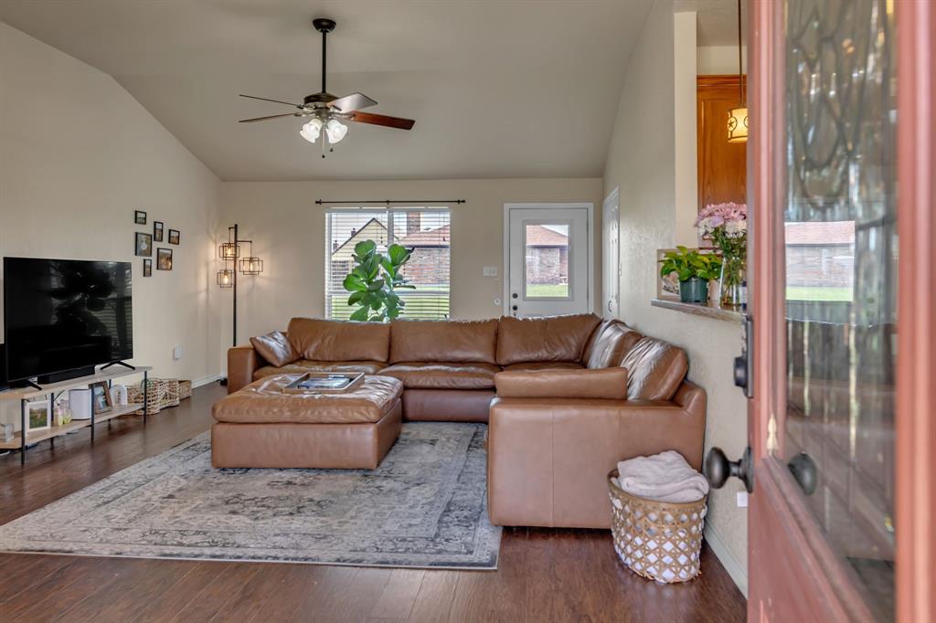 111 Ladonna Court