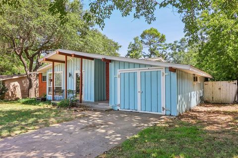 A home in Hurst