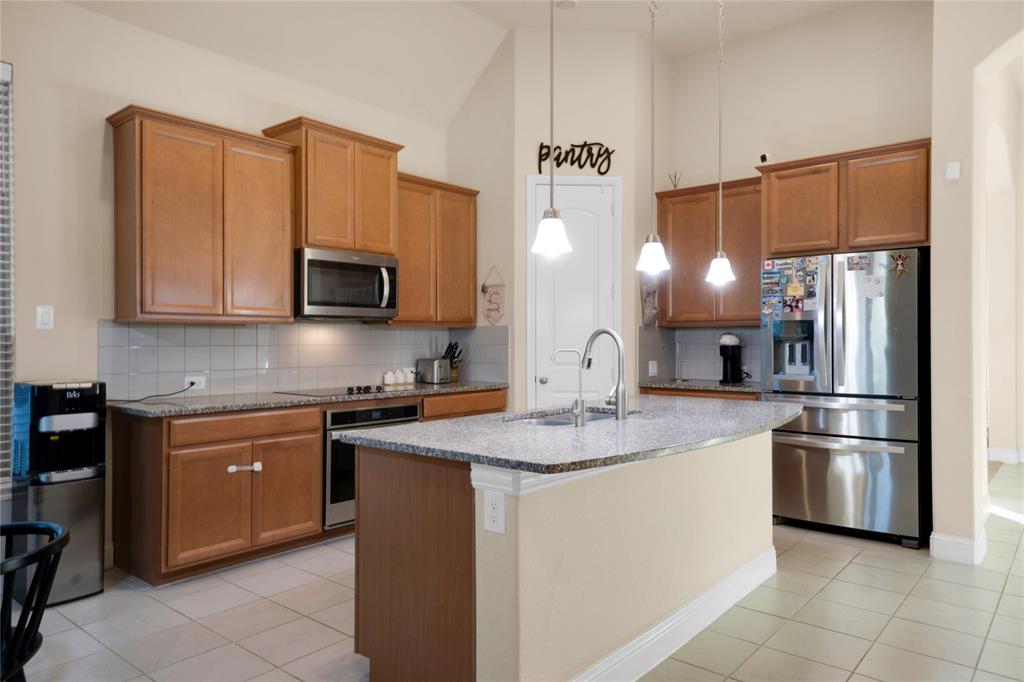 7024 Green Field Street