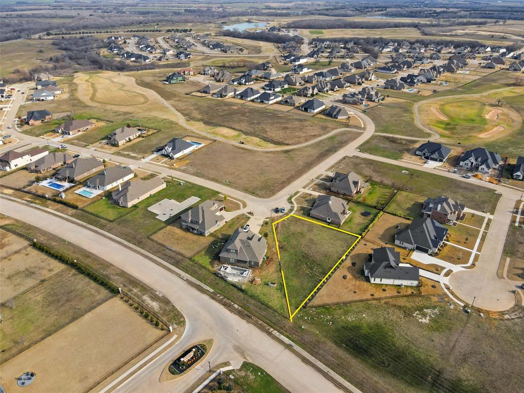 1701 Eagle Glen Pass