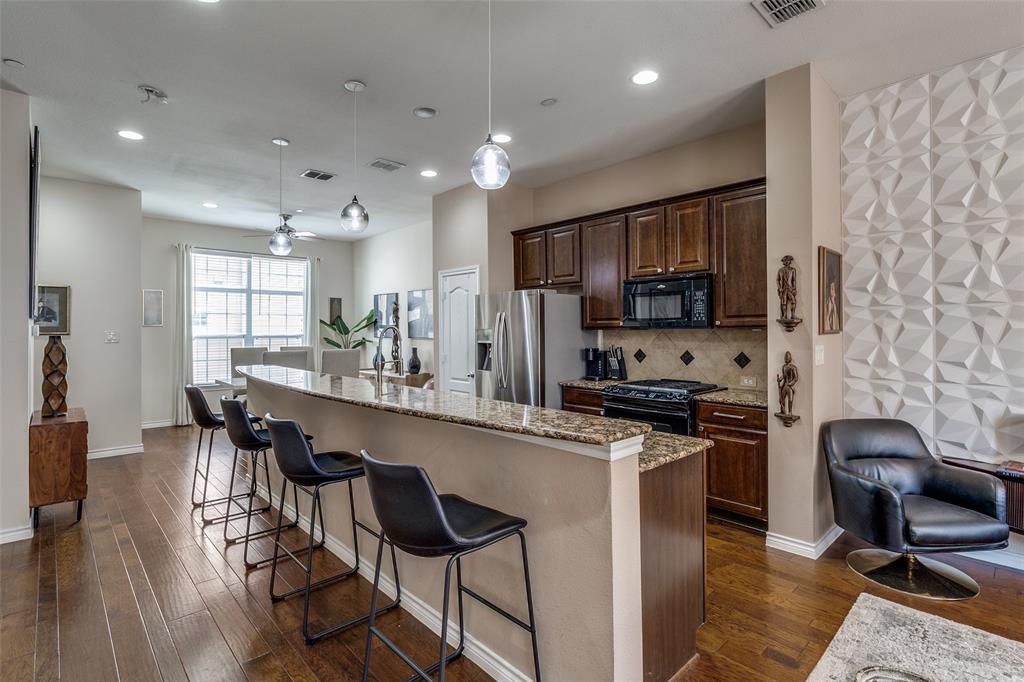 Townhomes Of District A Ph 01-11 - Residential