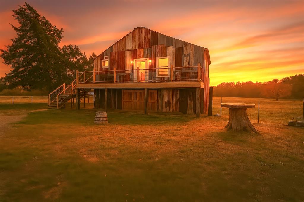 1696 County Road 222