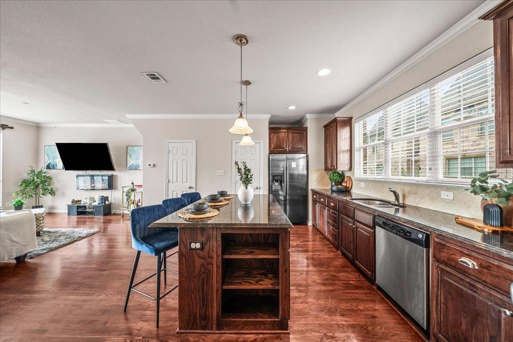 2700 Club Ridge Drive 34