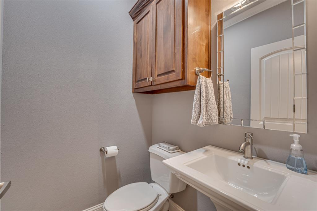 Foxchase 7 - Residential