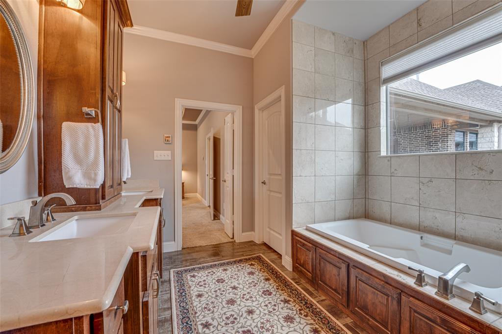 Foxchase 7 - Residential