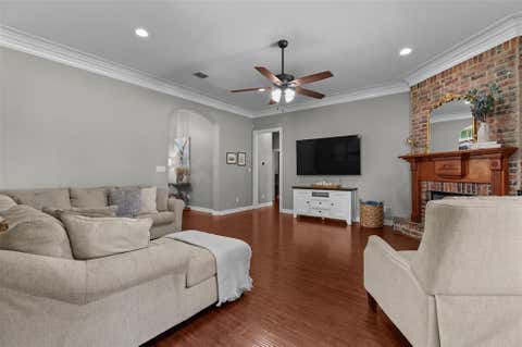 Tiny photo for 507 Secret Cove, Bossier City, LA 71111 (MLS # 21340565)