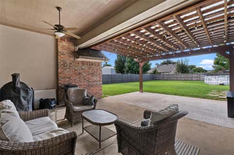 Tiny photo for 507 Secret Cove, Bossier City, LA 71111 (MLS # 21340565)
