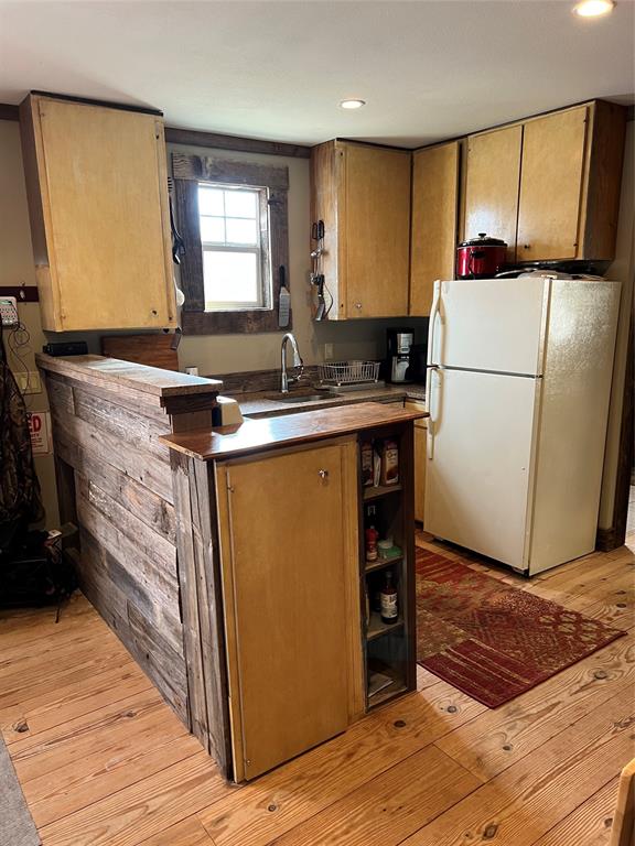 AB1640 M R McAfee - Farm