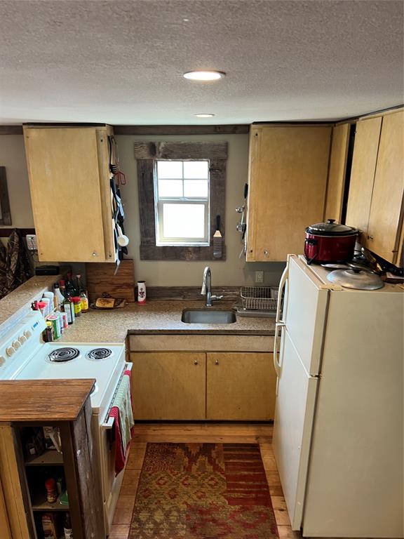 AB1640 M R McAfee - Farm