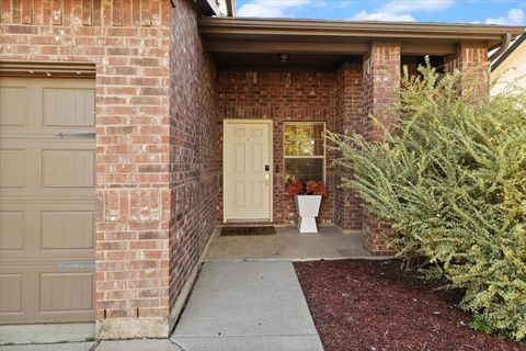 Tiny photo for 1612 Kings Glen Lane, Fort Worth, TX 76140 (MLS # 21098457)