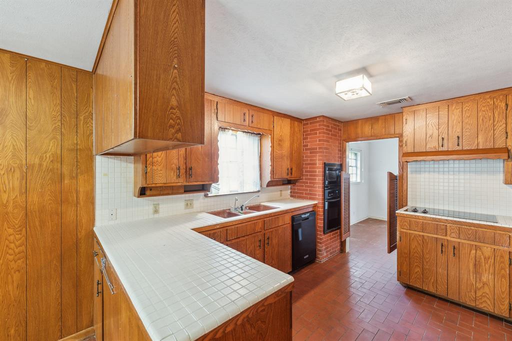 Photo 7 of 31 of 206 Mcfarland Ranch Road house