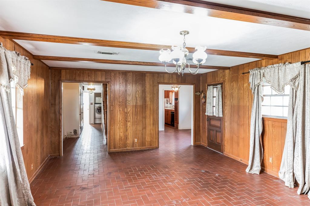 Photo 5 of 31 of 206 Mcfarland Ranch Road house
