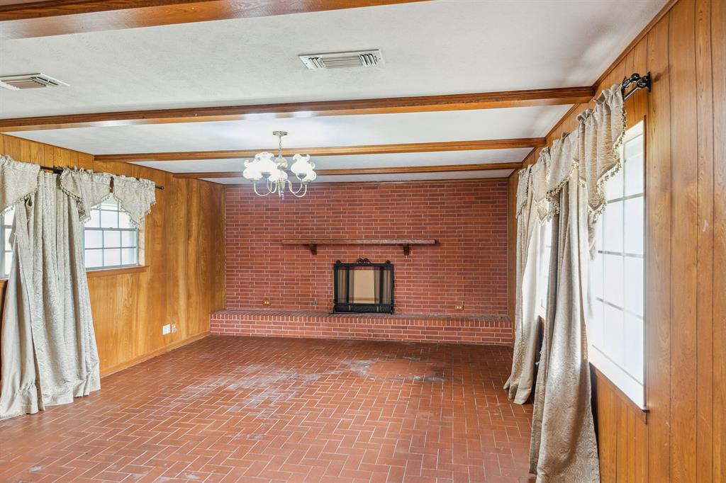 Photo 4 of 31 of 206 Mcfarland Ranch Road house