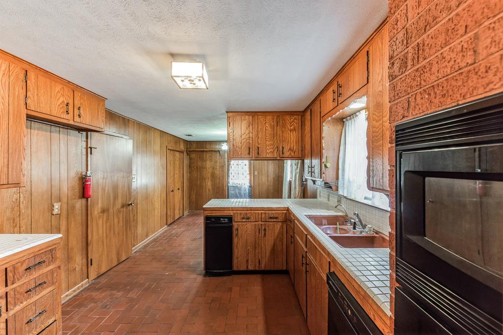 Photo 8 of 31 of 206 Mcfarland Ranch Road house