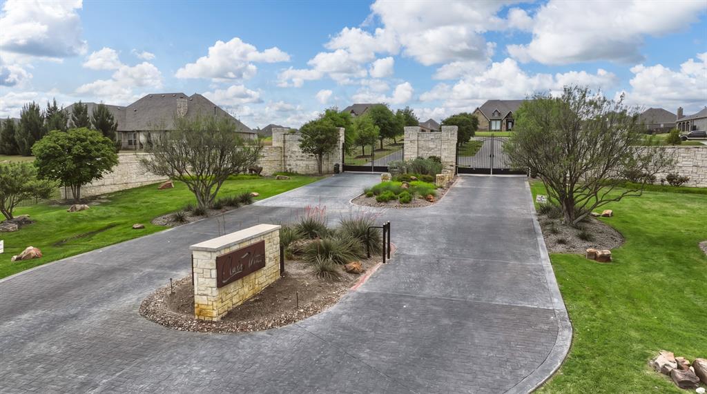 108 Bearclaw Circle