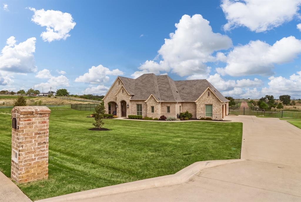 108 Bearclaw Circle