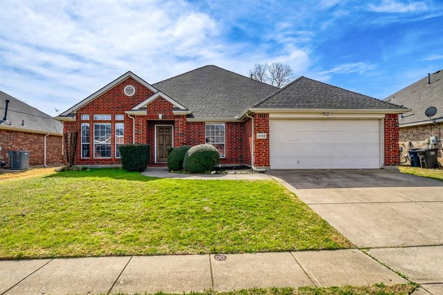One Story 3-bedroom, 2-bathroom all brick home. The property features an open floor plan highlighted by new carpeting and wood flooring throughout. The kitchen is fully equipped for modern cooking with granite countertops, stainless steel appliances, and a gas cooktop. The exterior of the home is equally appealing, offering an extra-wide patio and a large, grassy backyard perfect for outdoor activities.