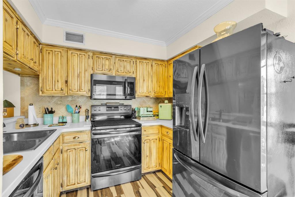 Oakbrook Crossing Condo - Residential