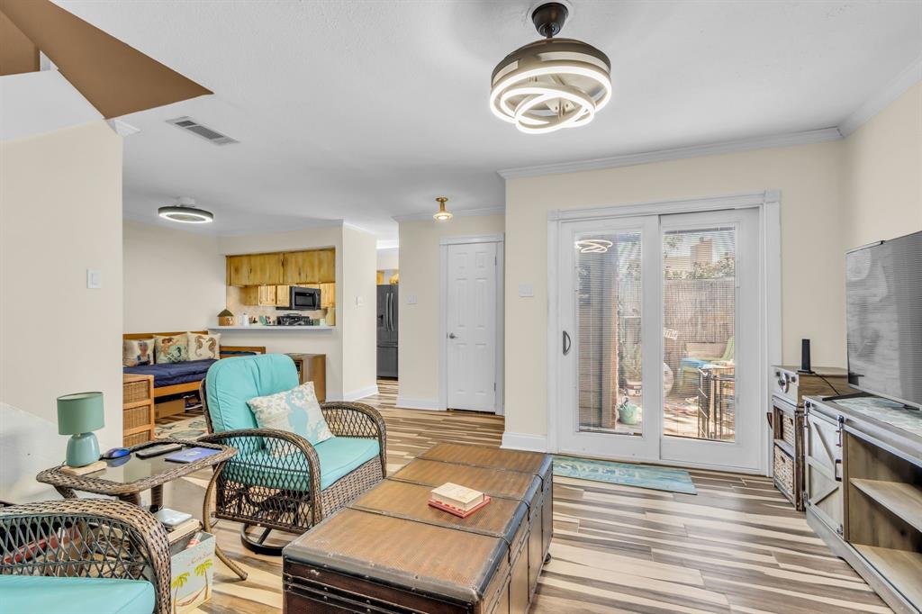 Oakbrook Crossing Condo - Residential