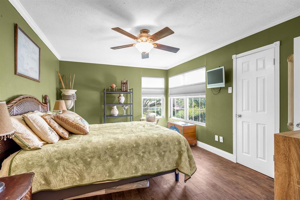 Oakbrook Crossing Condo - Residential