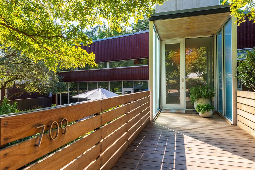 709 Kessler Woods Trail