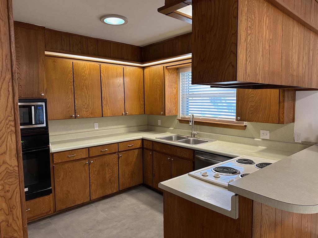 Woodland West Add - Residential Lease