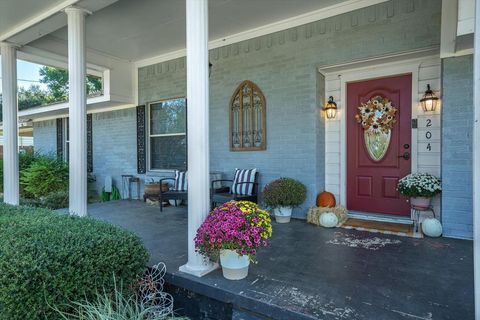 A home in Edgewood