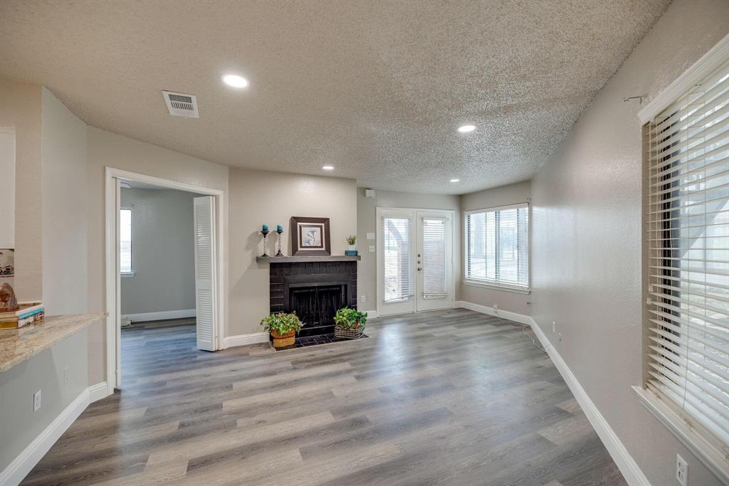 Arlington Oaks Condo - Residential Lease