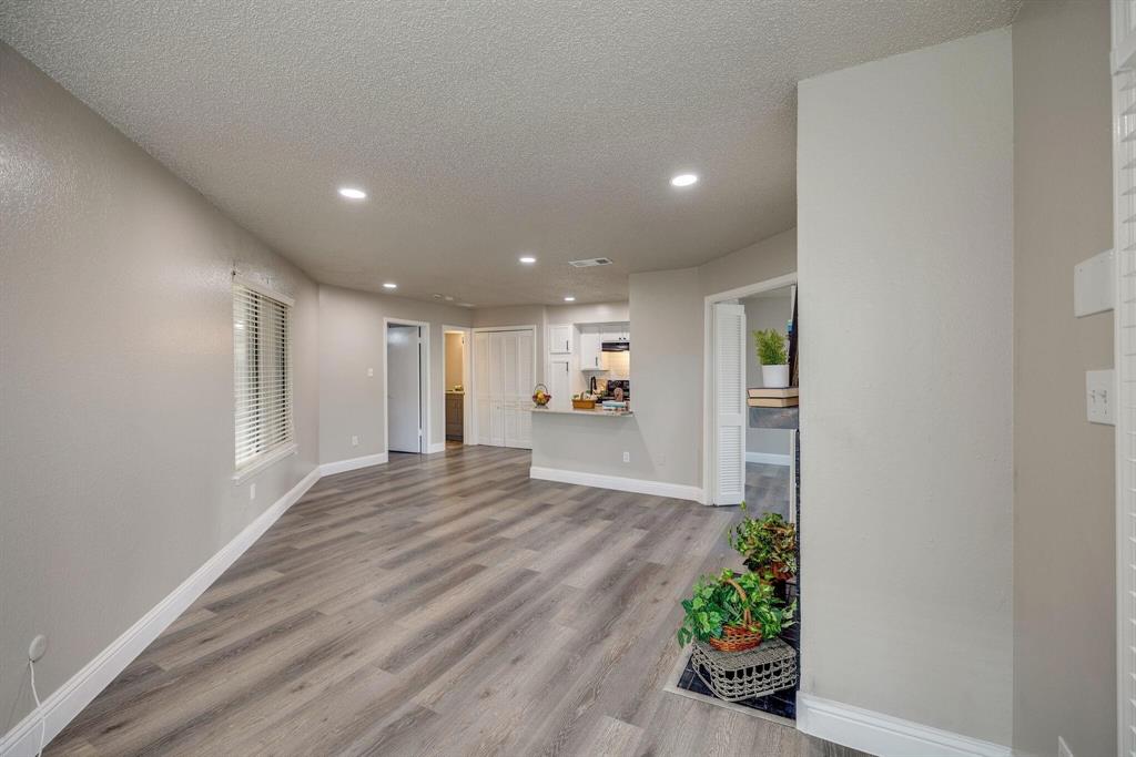 Arlington Oaks Condo - Residential Lease