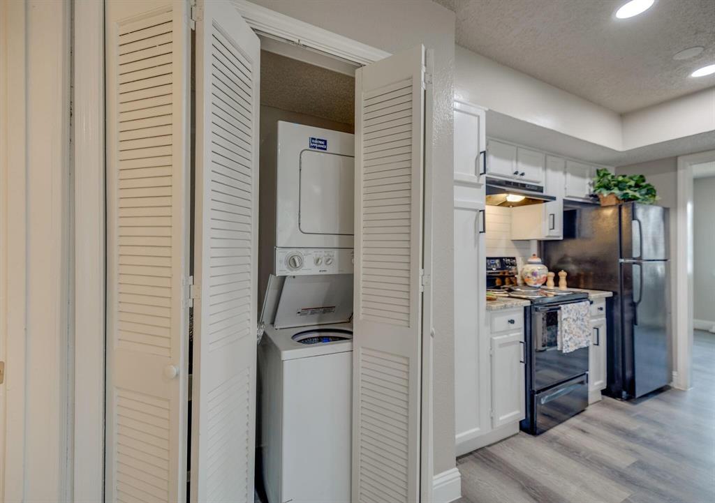 Arlington Oaks Condo - Residential Lease