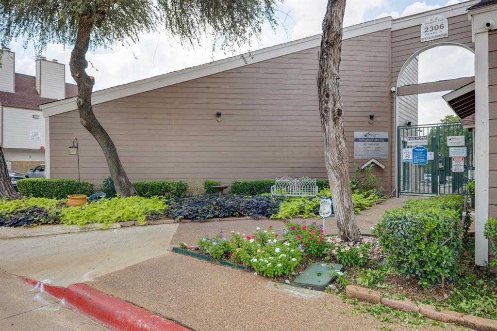 Arlington Oaks Condo - Residential Lease