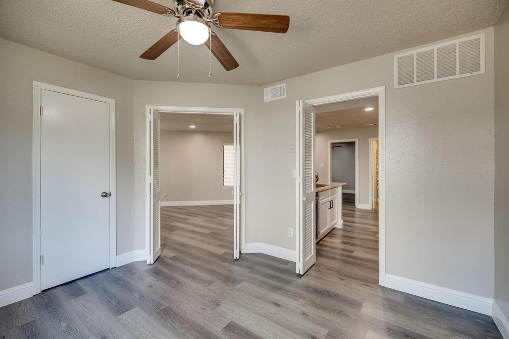 Arlington Oaks Condo - Residential Lease