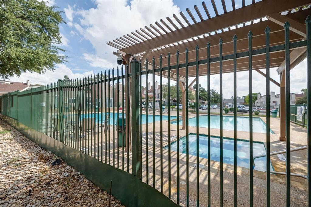 Arlington Oaks Condo - Residential Lease