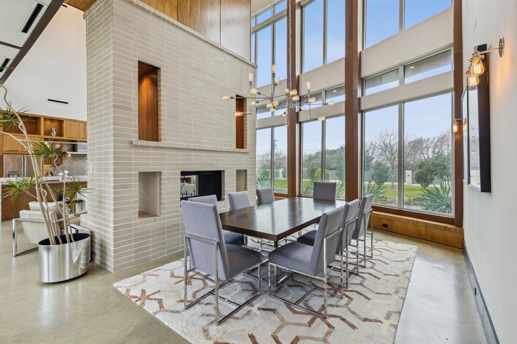 6 Dallas City Bl 6416 - Residential