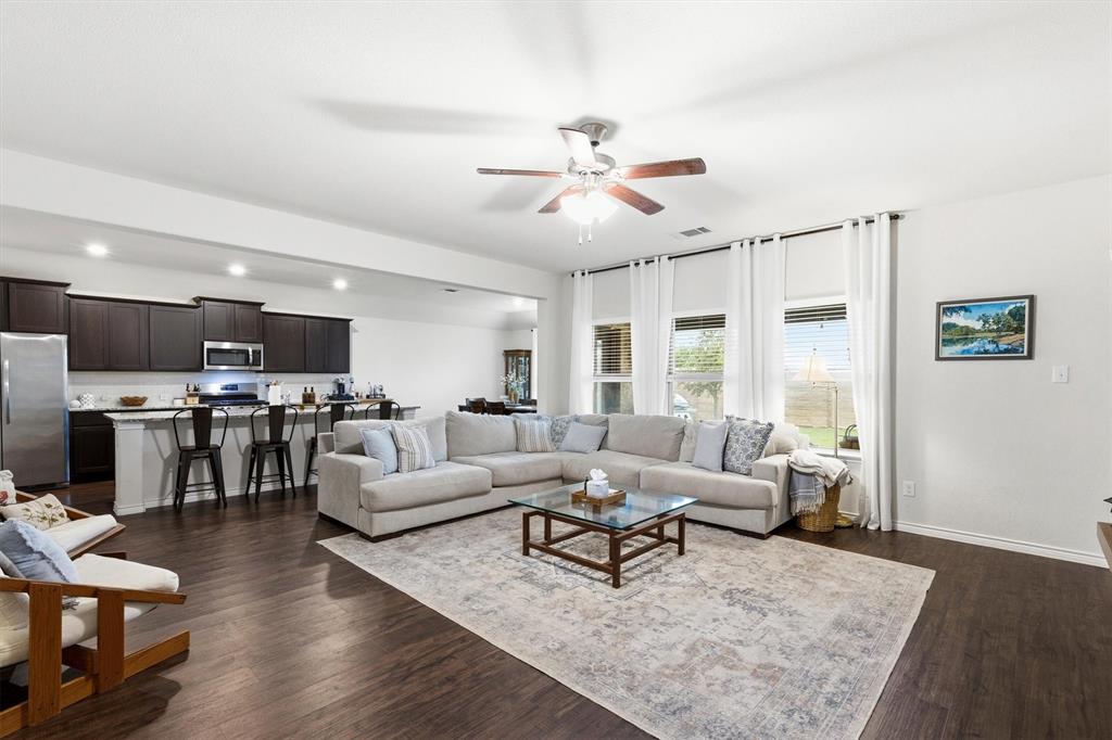 CAMDEN PARK OF RED OAK - Residential