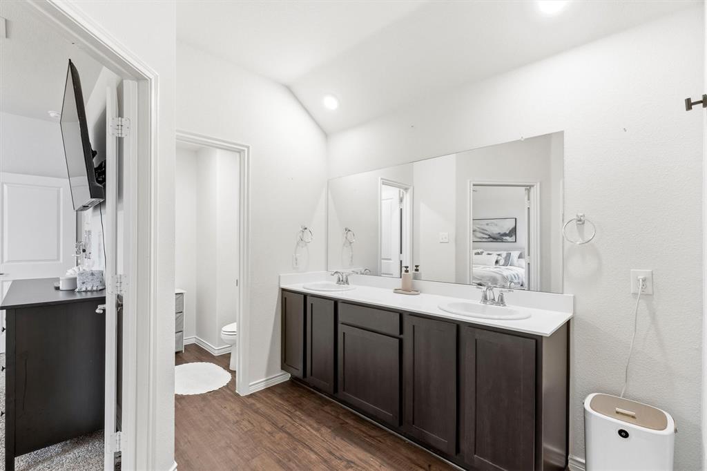CAMDEN PARK OF RED OAK - Residential