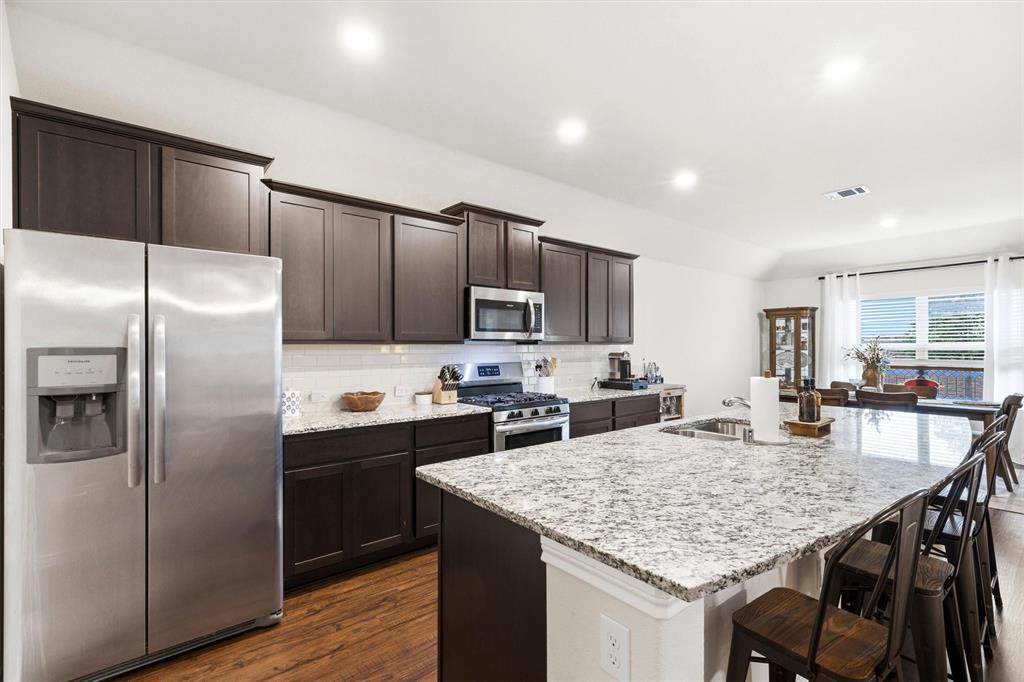 CAMDEN PARK OF RED OAK - Residential