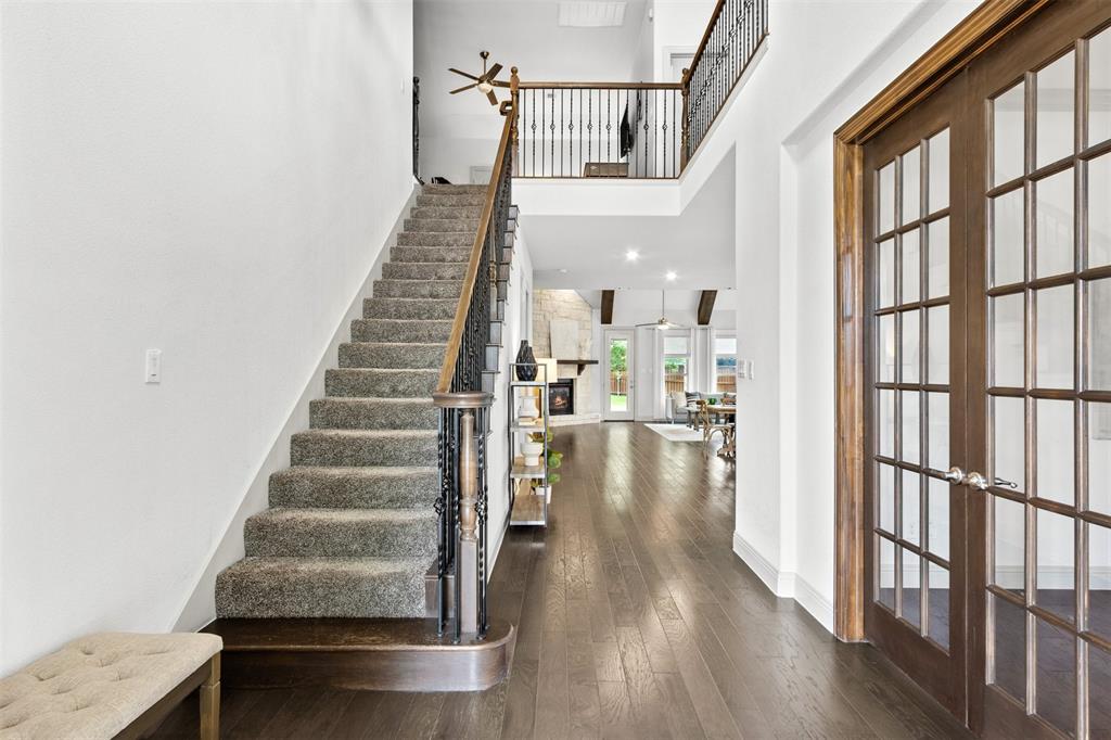 908 Rock Falls Drive