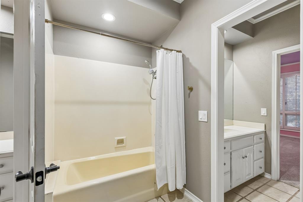 Woodbridge 02 - Residential