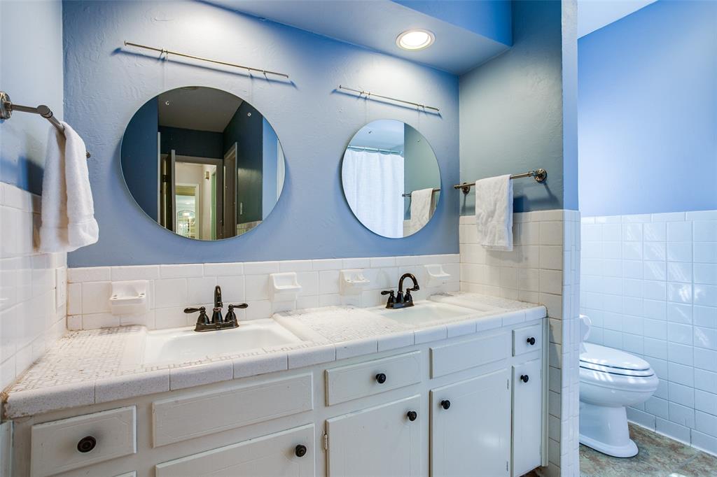 Mockingbird Manor - Residential