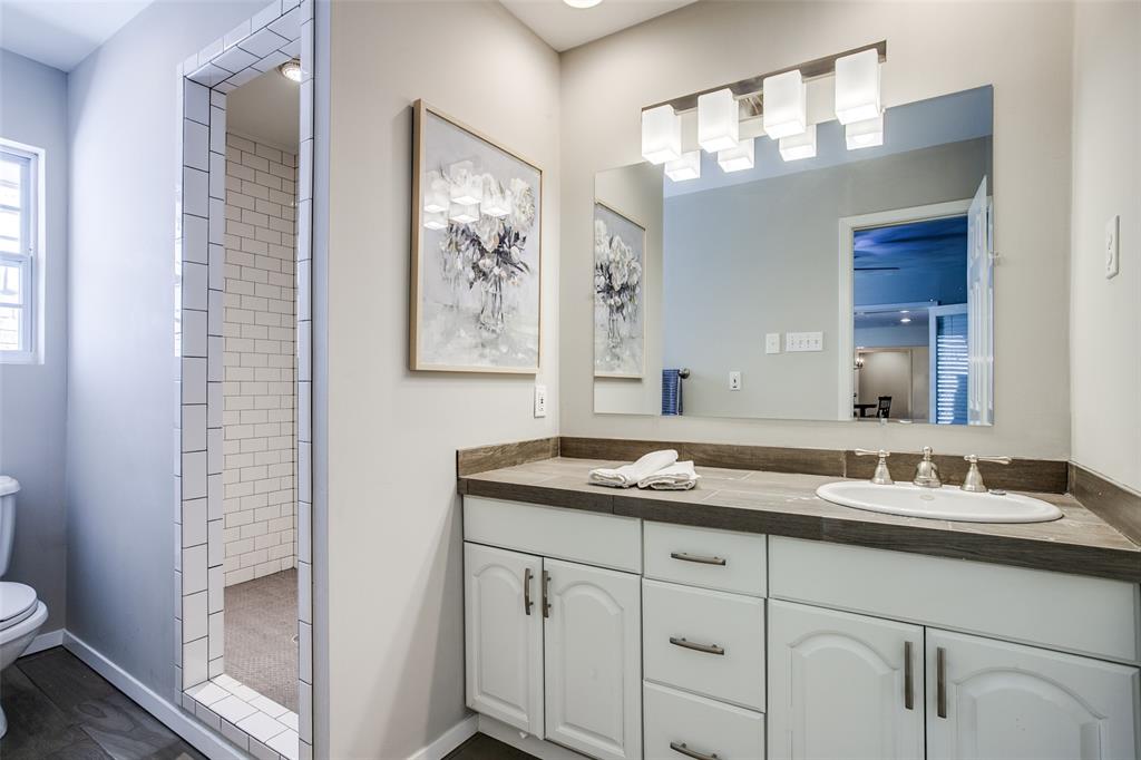 Mockingbird Manor - Residential