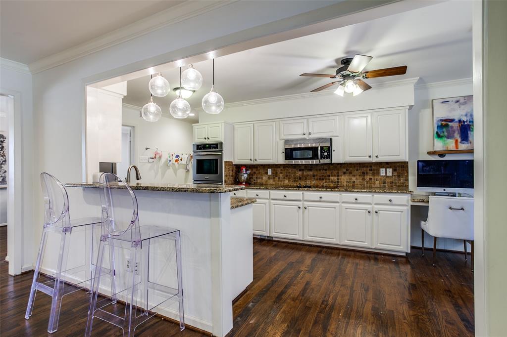 Mockingbird Manor - Residential