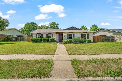2026 Lewis Trail Grand Prairie TX 75052