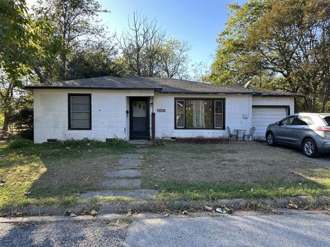 2505 Campbell Street Commerce TX 75428